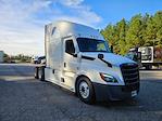 Used 2022 Freightliner Cascadia Detroit DD15AT Semi Truck with Sleeper Cab for sale #393977 - photo 3