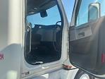 Used 2022 Freightliner Cascadia Detroit DD15AT Semi Truck with Sleeper Cab for sale #393980 - photo 13