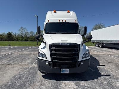Used 2022 Freightliner Cascadia Detroit DD15AT Semi Truck with Sleeper Cab for sale #393986 - photo 2
