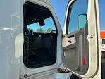 Used 2022 Freightliner Cascadia Detroit DD15AT Semi Truck with Sleeper Cab for sale #393997 - photo 13