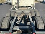 Used 2022 Freightliner Cascadia Detroit DD15AT Semi Truck with Sleeper Cab for sale #393997 - photo 6