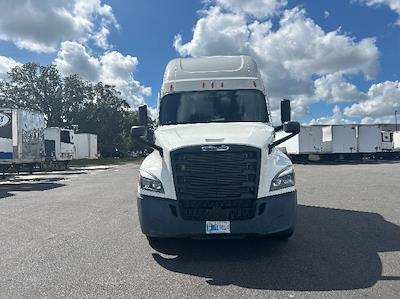Used 2022 Freightliner Cascadia Detroit DD15AT Semi Truck with Sleeper Cab for sale #394001 - photo 2