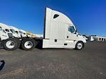 Used 2022 Freightliner Cascadia Detroit DD15AT Semi Truck with Sleeper Cab for sale #394006 - photo 8