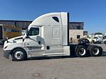 Used 2022 Freightliner Cascadia Detroit DD15AT Semi Truck with Sleeper Cab for sale #394010 - photo 4