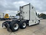 Used 2022 Freightliner Cascadia Detroit DD15AT Semi Truck with Sleeper Cab for sale #394069 - photo 7