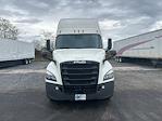 Used 2022 Freightliner Cascadia Detroit DD15AT Semi Truck with Sleeper Cab for sale #394072 - photo 2