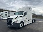 Used 2022 Freightliner Cascadia Detroit DD15AT Semi Truck with Sleeper Cab for sale #394072 - photo 3