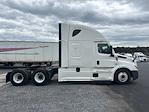 Used 2022 Freightliner Cascadia Detroit DD15AT Semi Truck with Sleeper Cab for sale #394072 - photo 8