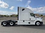 Used 2022 Freightliner Cascadia Detroit DD15AT Semi Truck with Sleeper Cab for sale #394085 - photo 8