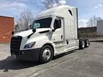 Used 2022 Freightliner Cascadia Detroit DD15AT Semi Truck with Sleeper Cab for sale #394090 - photo 3
