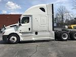 Used 2022 Freightliner Cascadia Detroit DD15AT Semi Truck with Sleeper Cab for sale #394090 - photo 4