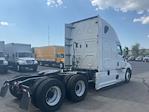 Used 2022 Freightliner Cascadia Detroit DD15AT Semi Truck with Sleeper Cab for sale #394108 - photo 7