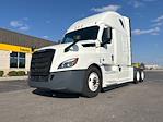 Used 2022 Freightliner Cascadia Detroit DD15AT Semi Truck with Sleeper Cab for sale #394127 - photo 3