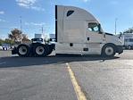Used 2022 Freightliner Cascadia Detroit DD15AT Semi Truck with Sleeper Cab for sale #394127 - photo 8