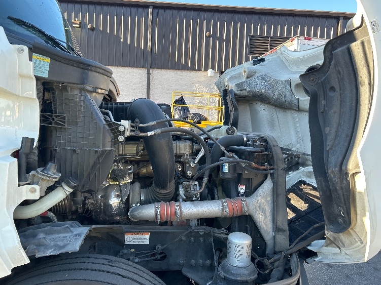 Used 2022 Freightliner Cascadia - photo 22