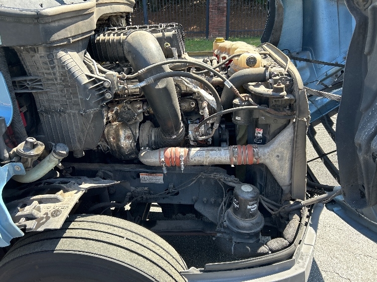 Used 2022 Freightliner Cascadia - photo 21