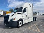 Used 2022 Freightliner Cascadia Detroit DD15AT Semi Truck with Sleeper Cab for sale #394191 - photo 3