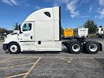 Used 2022 Freightliner Cascadia Detroit DD15AT Semi Truck with Sleeper Cab for sale #394191 - photo 4