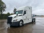 Used 2022 Freightliner Cascadia Detroit DD15AT Semi Truck with Sleeper Cab for sale #394193 - photo 3