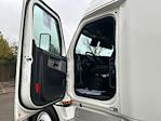 Used 2022 Freightliner Cascadia Detroit DD15AT Semi Truck with Sleeper Cab for sale #394193 - photo 9