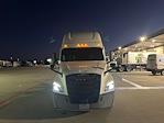 Used 2022 Freightliner Cascadia Detroit DD15AT Semi Truck with Sleeper Cab for sale #394204 - photo 2