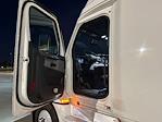Used 2022 Freightliner Cascadia Detroit DD15AT Semi Truck with Sleeper Cab for sale #394204 - photo 9