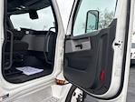 Used 2022 Freightliner Cascadia Detroit DD15AT Semi Truck with Sleeper Cab for sale #394216 - photo 13