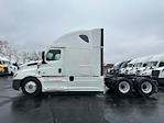 Used 2022 Freightliner Cascadia Detroit DD15AT Semi Truck with Sleeper Cab for sale #394216 - photo 4