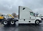 Used 2022 Freightliner Cascadia Detroit DD15AT Semi Truck with Sleeper Cab for sale #394216 - photo 8