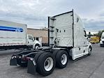 Used 2022 Freightliner Cascadia Detroit DD15AT Semi Truck with Sleeper Cab for sale #394232 - photo 7