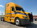 Used 2022 Freightliner Cascadia Detroit DD15AT Semi Truck with Sleeper Cab for sale #394257 - photo 1