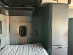 Used 2022 Freightliner Cascadia Detroit DD15AT Semi Truck with Sleeper Cab for sale #394257 - photo 18