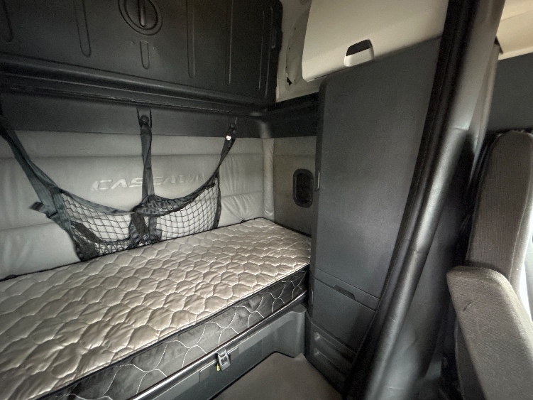 Used 2022 Freightliner Cascadia - photo 20
