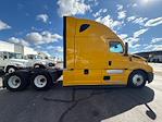 Used 2022 Freightliner Cascadia Detroit DD15AT Semi Truck with Sleeper Cab for sale #394263 - photo 8