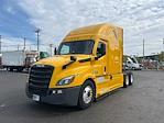 Used 2022 Freightliner Cascadia Detroit DD15AT Semi Truck with Sleeper Cab for sale #394272 - photo 3