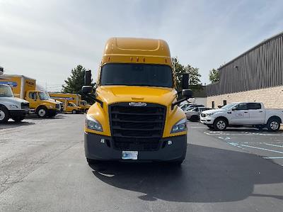 Used 2022 Freightliner Cascadia Detroit DD15AT Semi Truck with Sleeper Cab for sale #394279 - photo 2