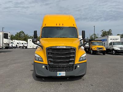Used 2022 Freightliner Cascadia Detroit DD15AT Semi Truck with Sleeper Cab for sale #394292 - photo 2
