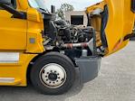 Used 2022 Freightliner Cascadia Detroit DD15AT Semi Truck with Sleeper Cab for sale #394292 - photo 20