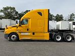 Used 2022 Freightliner Cascadia Detroit DD15AT Semi Truck with Sleeper Cab for sale #394292 - photo 4