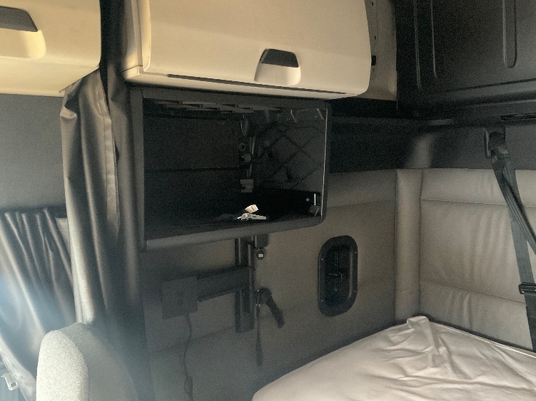 Used 2022 Freightliner Cascadia - photo 21