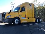 Used 2022 Freightliner Cascadia Detroit DD15AT Semi Truck with Sleeper Cab for sale #394325 - photo 3