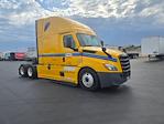 Used 2022 Freightliner Cascadia Detroit DD15AT Semi Truck with Sleeper Cab for sale #394327 - photo 1