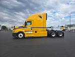 Used 2022 Freightliner Cascadia Detroit DD15AT Semi Truck with Sleeper Cab for sale #394327 - photo 4