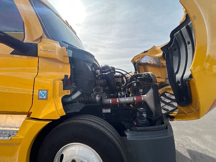 Used 2022 Freightliner Cascadia - photo 21