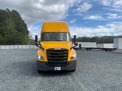 Used 2022 Freightliner Cascadia Detroit DD15AT Semi Truck with Sleeper Cab for sale #394363 - photo 2