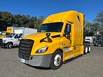 Used 2022 Freightliner Cascadia Detroit DD15AT Semi Truck with Sleeper Cab for sale #394369 - photo 3