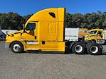 Used 2022 Freightliner Cascadia Detroit DD15AT Semi Truck with Sleeper Cab for sale #394369 - photo 4