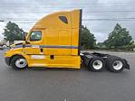 Used 2022 Freightliner Cascadia Detroit DD15AT Semi Truck with Sleeper Cab for sale #394373 - photo 4