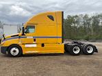 Used 2022 Freightliner Cascadia Detroit DD15AT Semi Truck with Sleeper Cab for sale #394377 - photo 4
