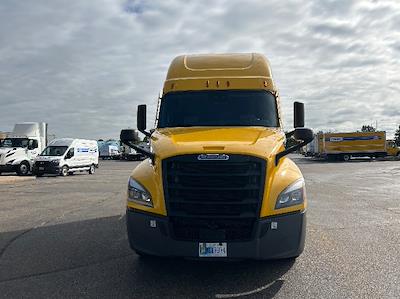 Used 2022 Freightliner Cascadia Detroit DD15AT Semi Truck with Sleeper Cab for sale #394396 - photo 2